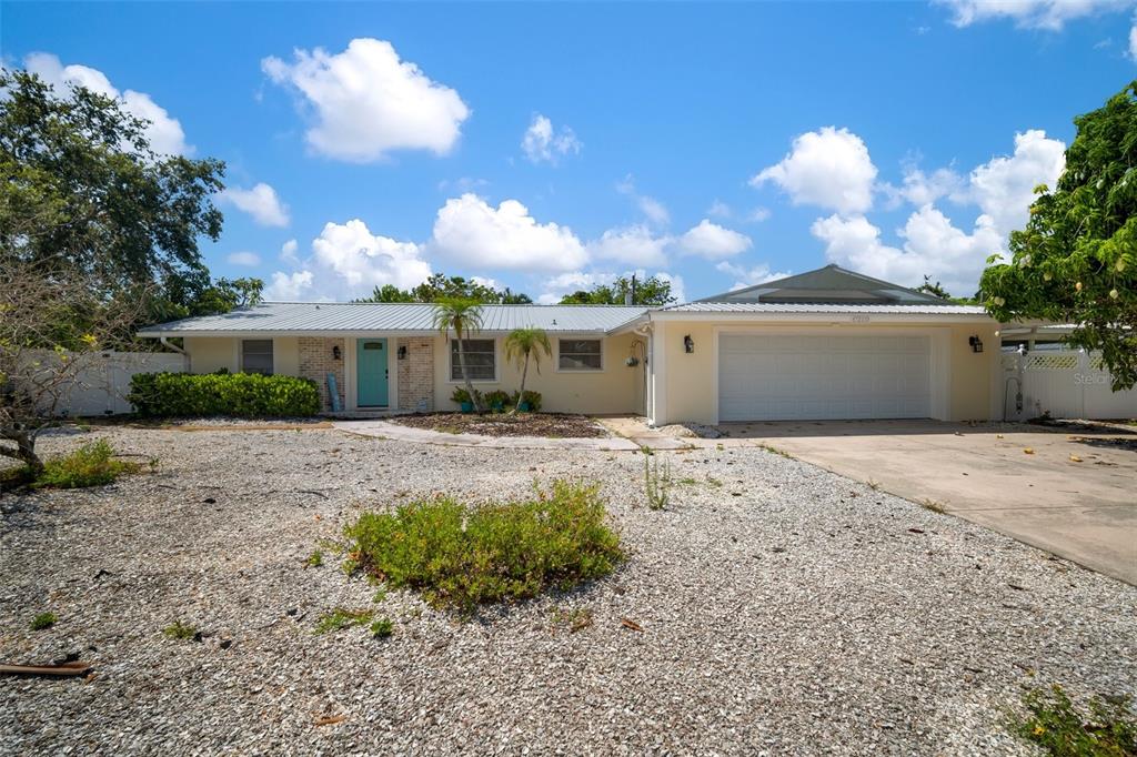 7202 18TH AVENUE NW, BRADENTON, FL — photo 4 of 30