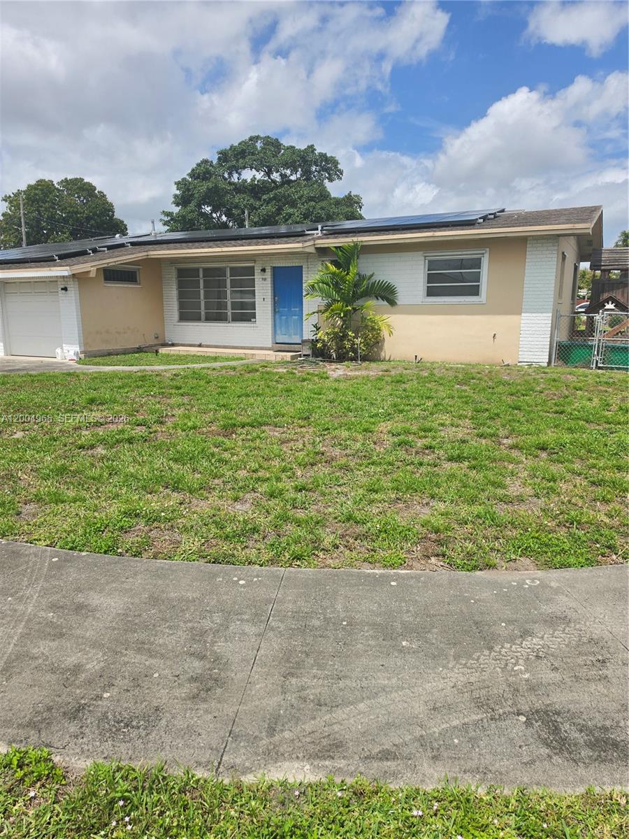 1101 W 54th St, Hialeah FL 33012
