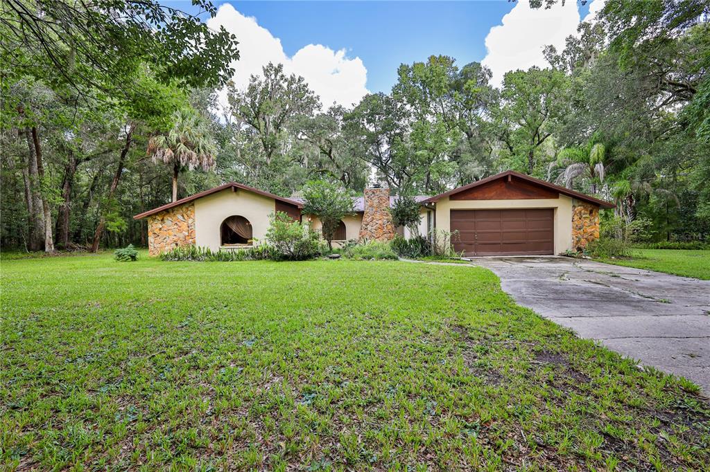 18255 LAKE LINDSEY ROAD