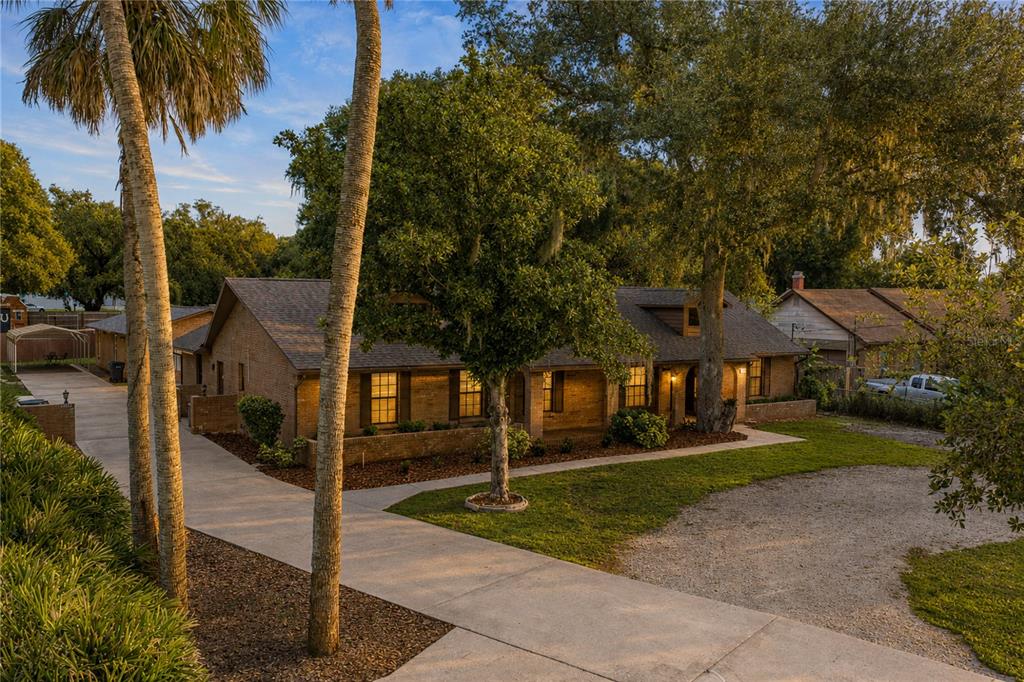 501 BRYAN ROAD, BRANDON, FL — photo 5 of 30