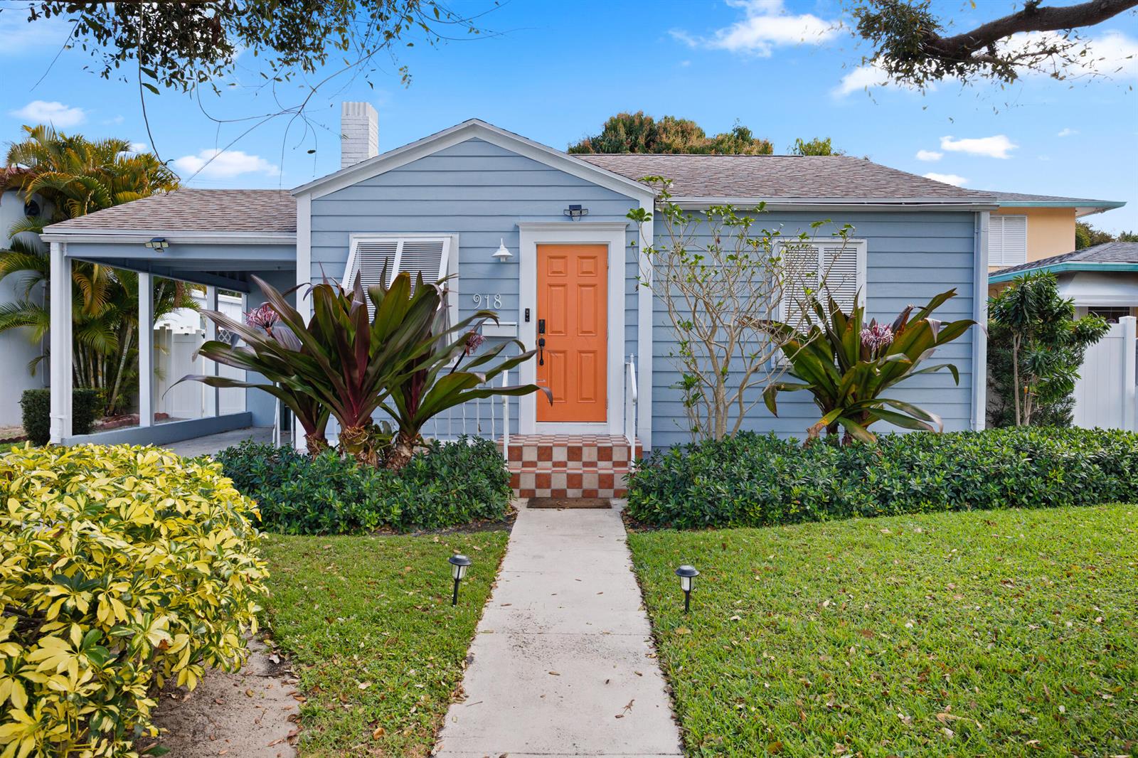918 N Palmway, FL 33460