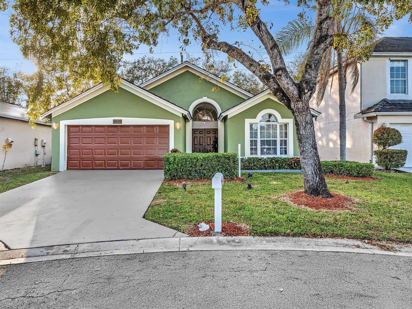 4379 Leicester Court, West Palm Beach FL 33409