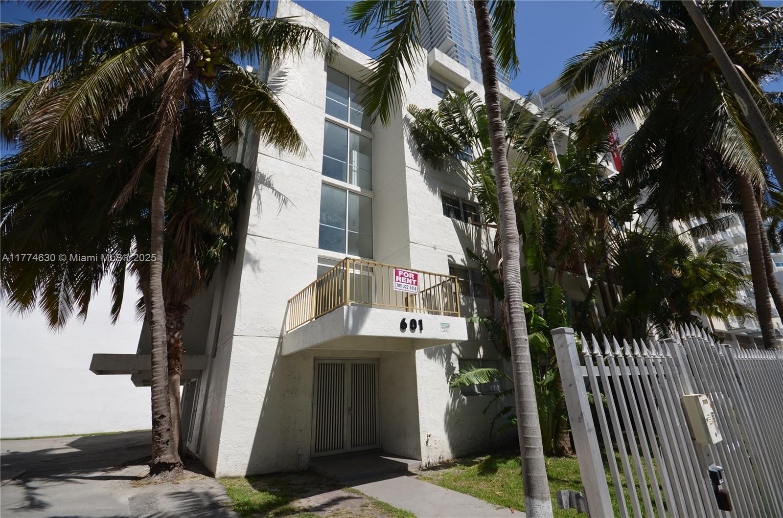 601 NE 22nd St, Miami FL 33137