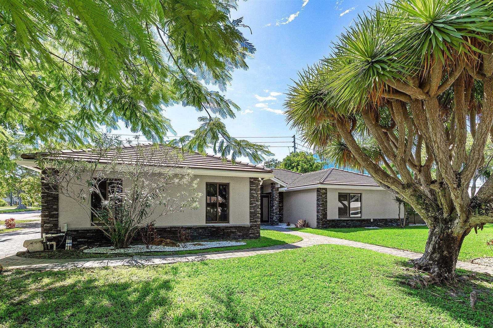 701 Buoy Road, North Palm Beach FL 33408