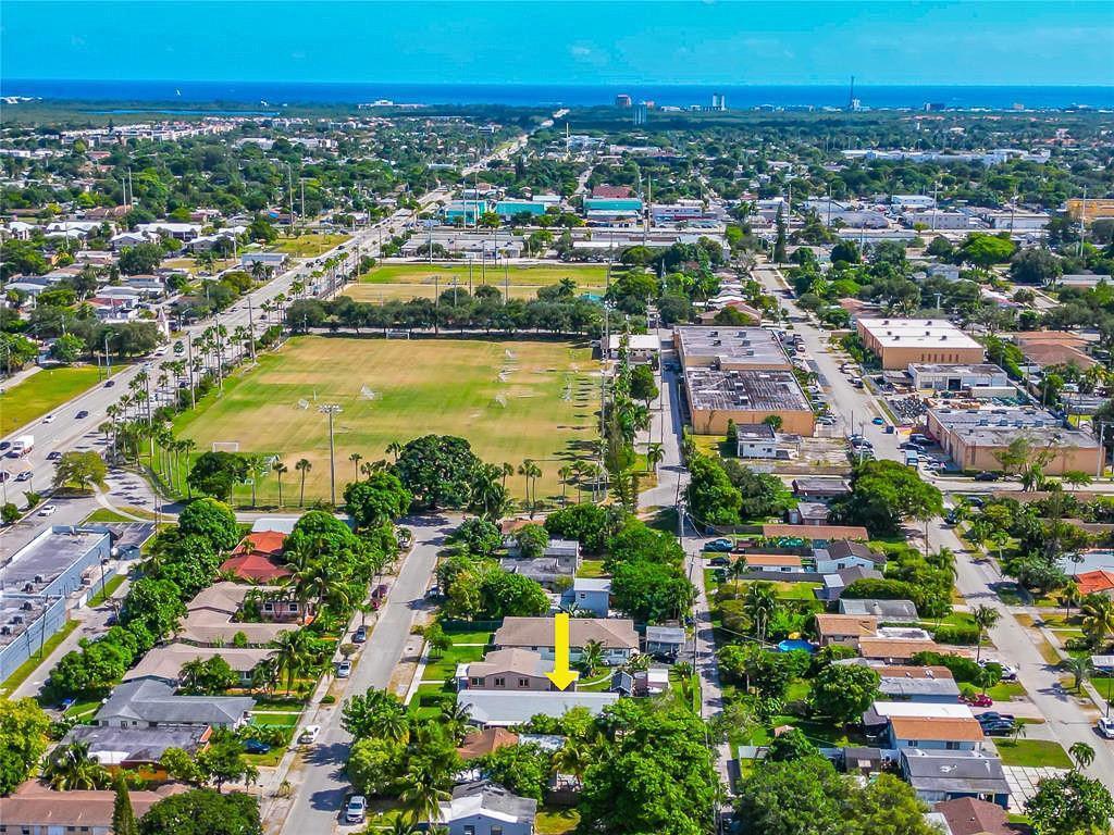 2432 Sherman Street, Hollywood FL 33020