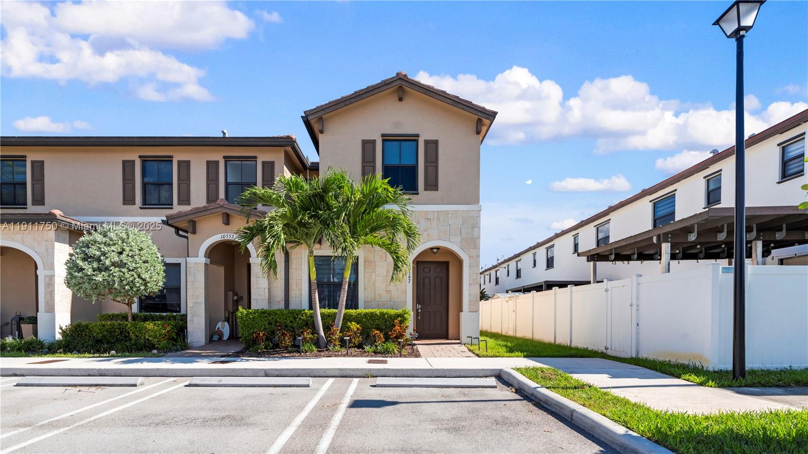 10547 W 34th Ct, Hialeah FL 33018