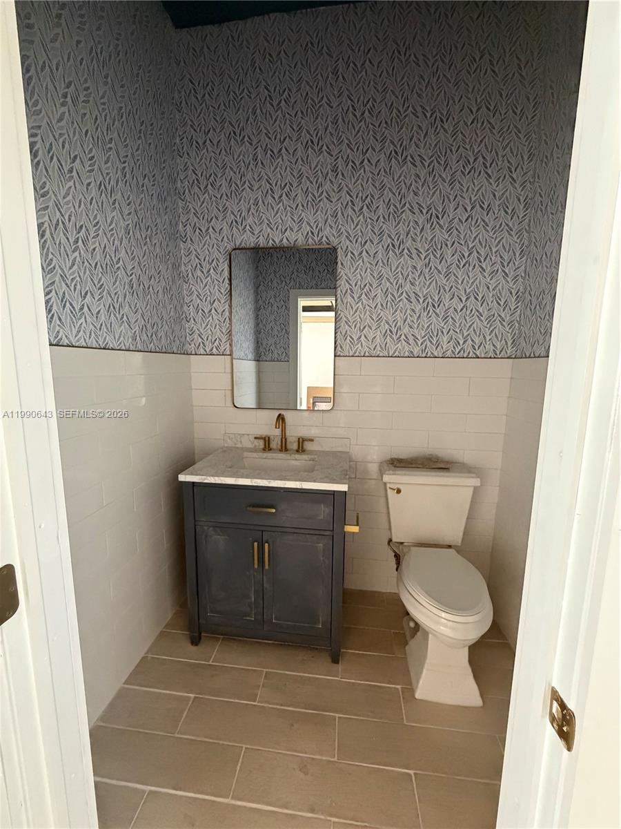 1352 E 4th Ave, Hialeah FL 33010, HIALEAH, FL — photo 5 of 5
