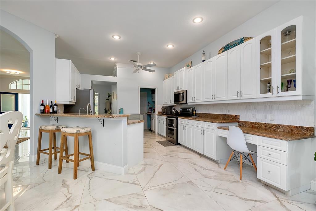 360 CEDARBROOK COURT, VENICE, FL — photo 3 of 30