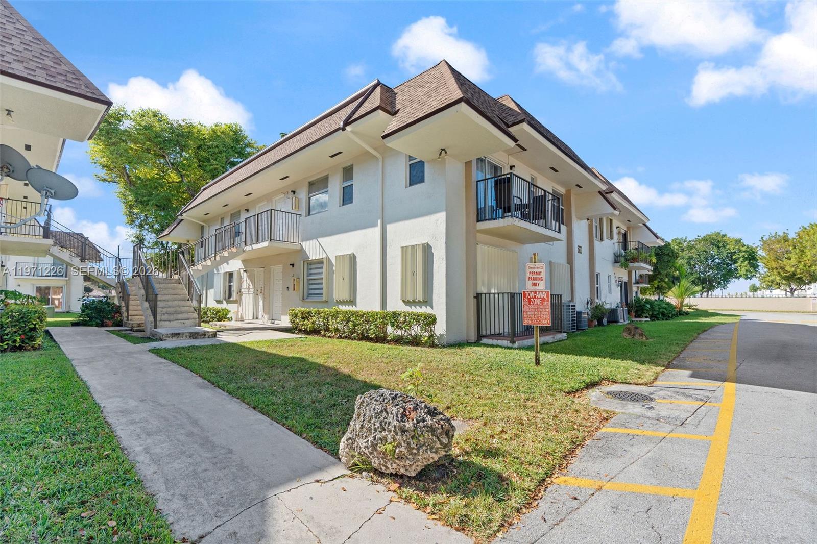7111 SW 129th Ave # 6, Miami FL 33183
