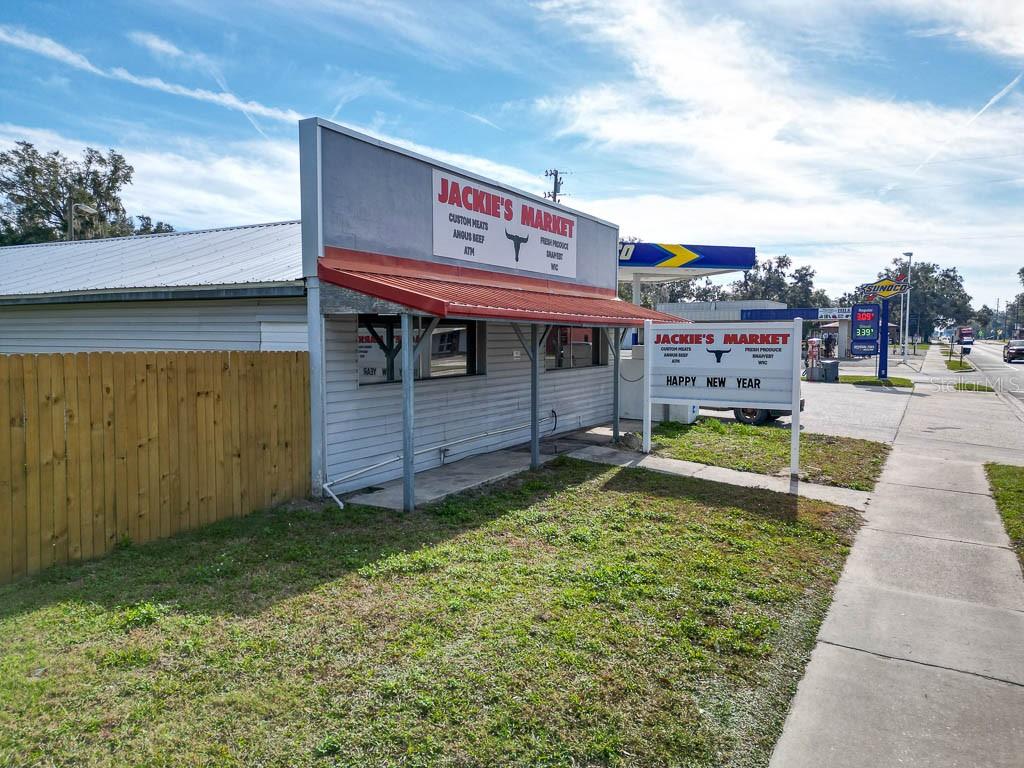 329 N MARKET BOULEVARD