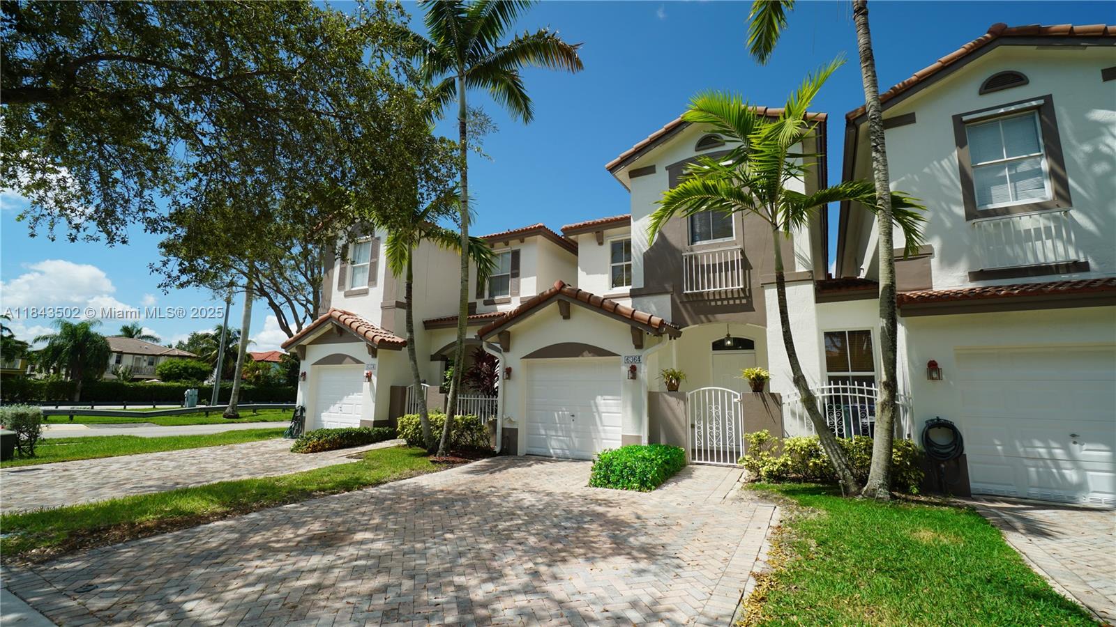 6364 SW 165th Ave, Miami FL 33193