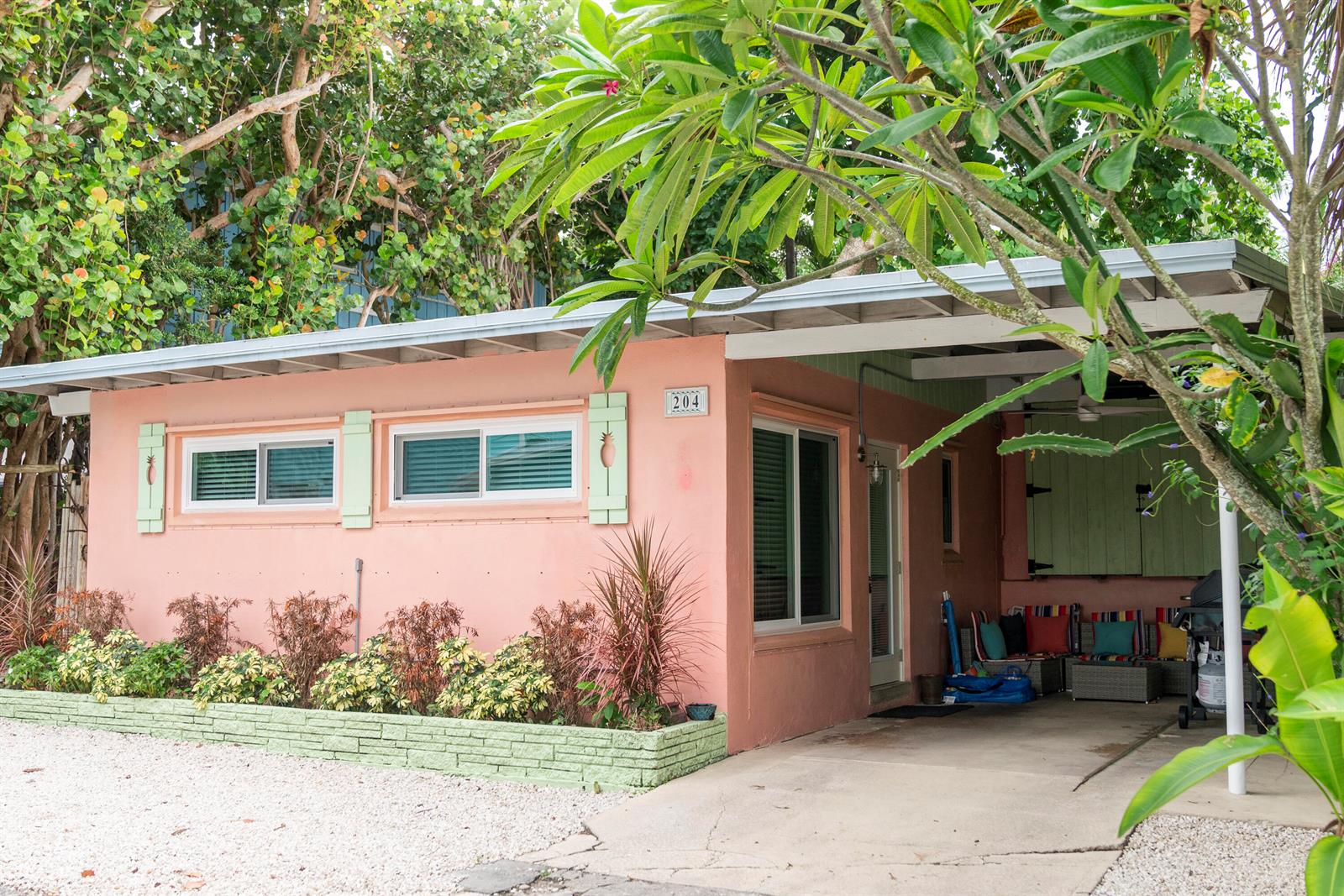 204 Coral Road, Boynton Beach FL 33435