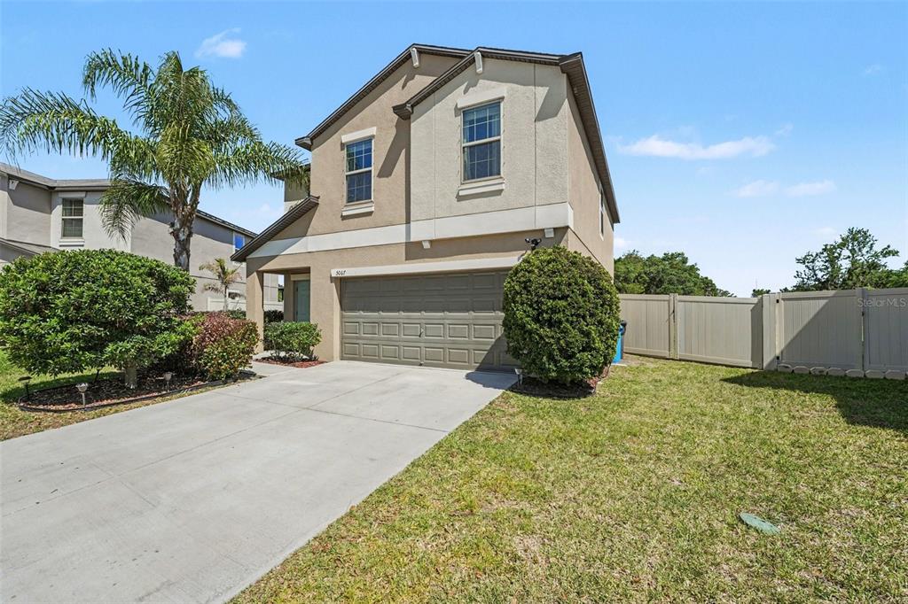 5067 SABLE CHIME DR, WIMAUMA, FL — photo 2 of 27