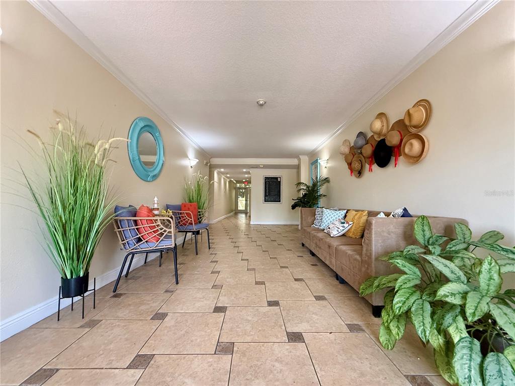 950 BROADWAY UNIT 107, DUNEDIN, FL — photo 3 of 18