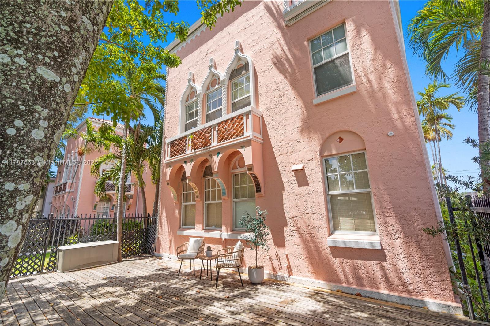 760 Meridian Ave # 1, Miami Beach FL 33139