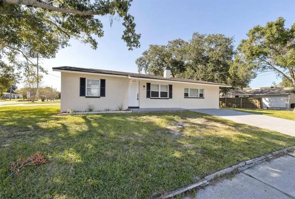 1004 N BETTY LANE