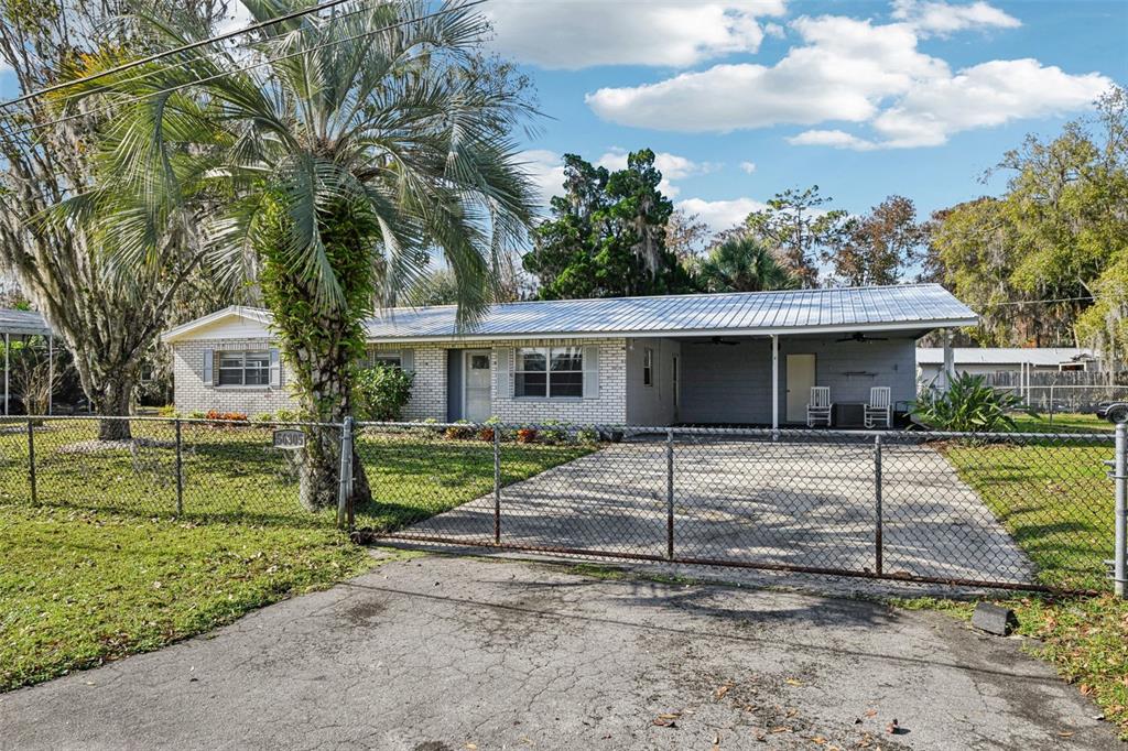 56305 REDBUD ROAD, ASTOR, FL — photo 4 of 30