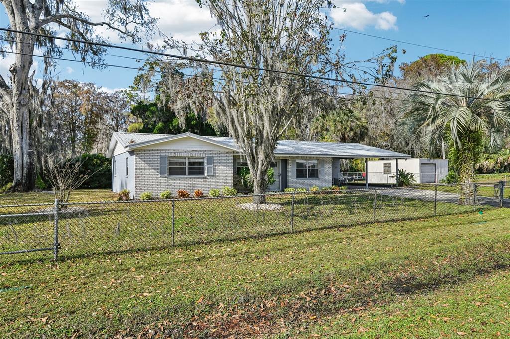 56305 REDBUD ROAD, ASTOR, FL — photo 5 of 30