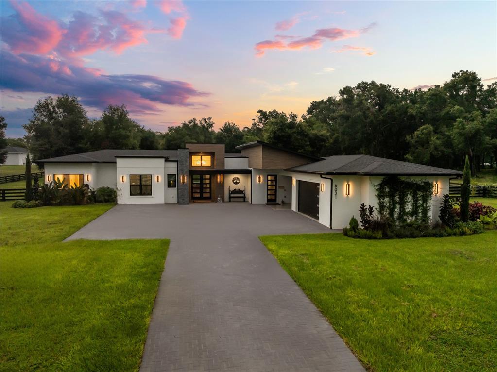 6031 DORA DR