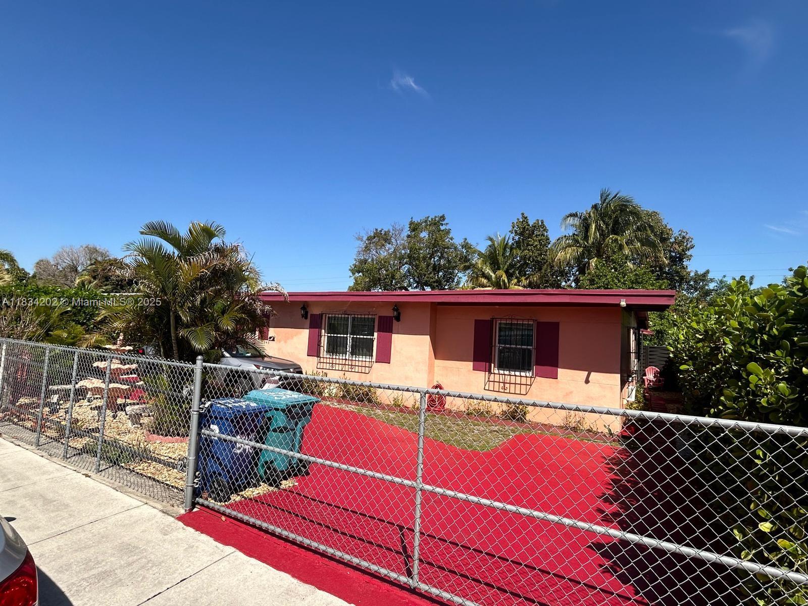 545 NW 118th St, Miami FL 33168