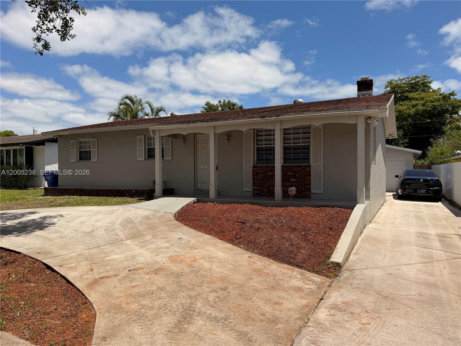 3011 N 74th Ave # B, Hollywood FL 33024