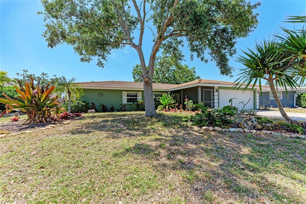 3336 PEMBROOK DRIVE