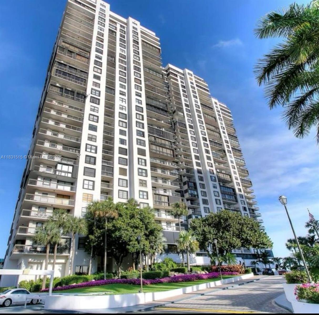 2333 Brickell Ave # 901, Miami FL 33129