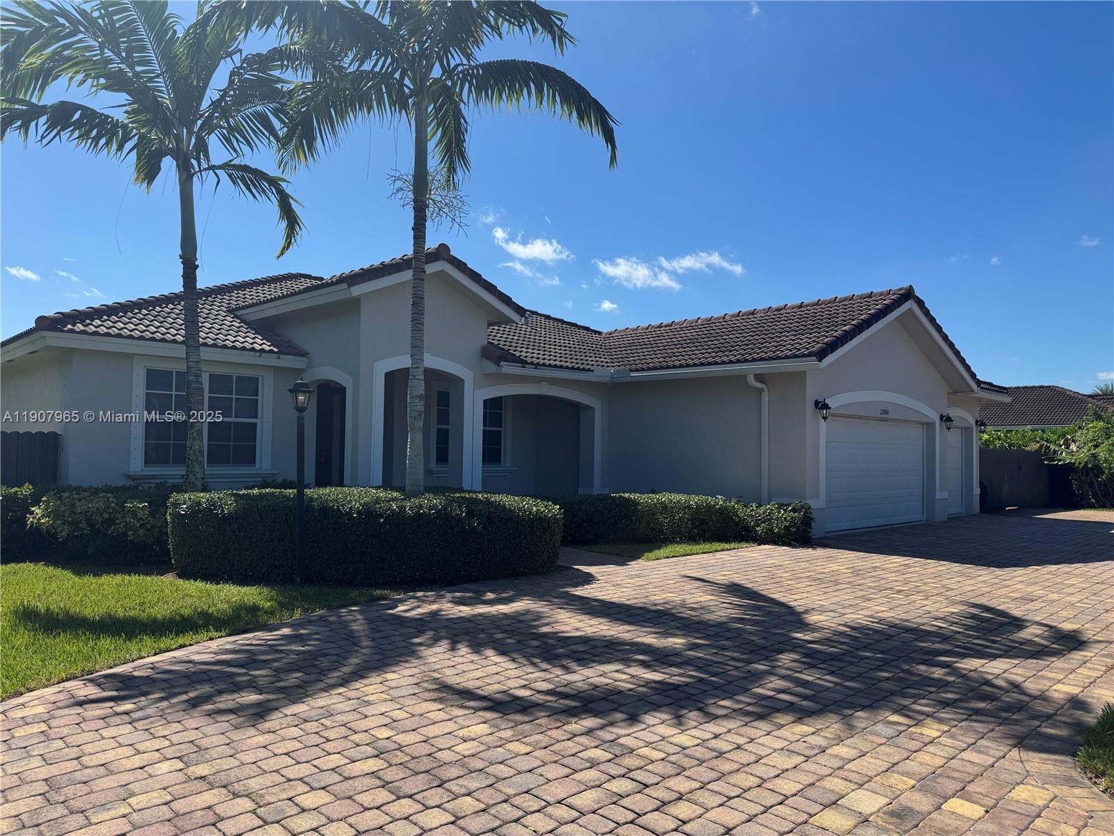 12800 SW 222nd St, Miami FL 33170