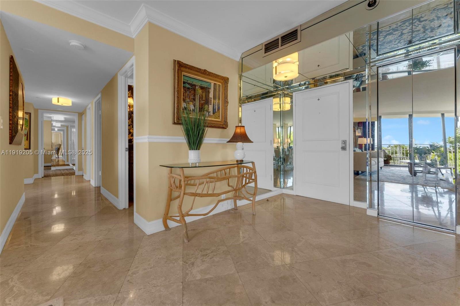 2000 Towerside Ter # 702, Miami FL 33138