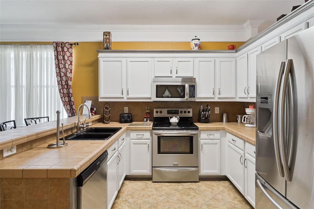 536 GLENEAGLES DR, DAVENPORT, FL — photo 4 of 30