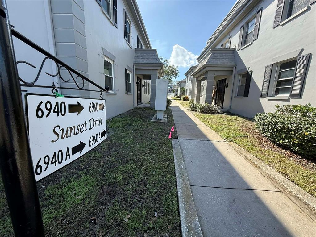 6960 SUNSET DRIVE S UNIT 2B, SOUTH PASADENA, FL — photo 2 of 27