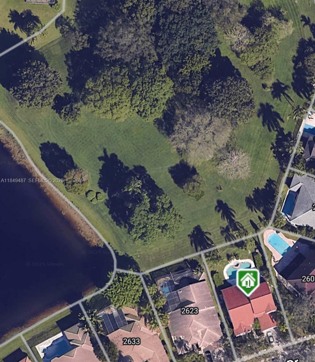 2613 Oakbrook Dr, Weston FL 33332