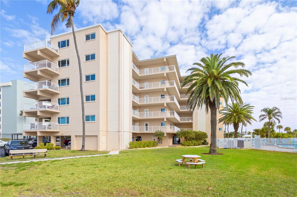 5830 MIDNIGHT PASS ROAD UNIT T22