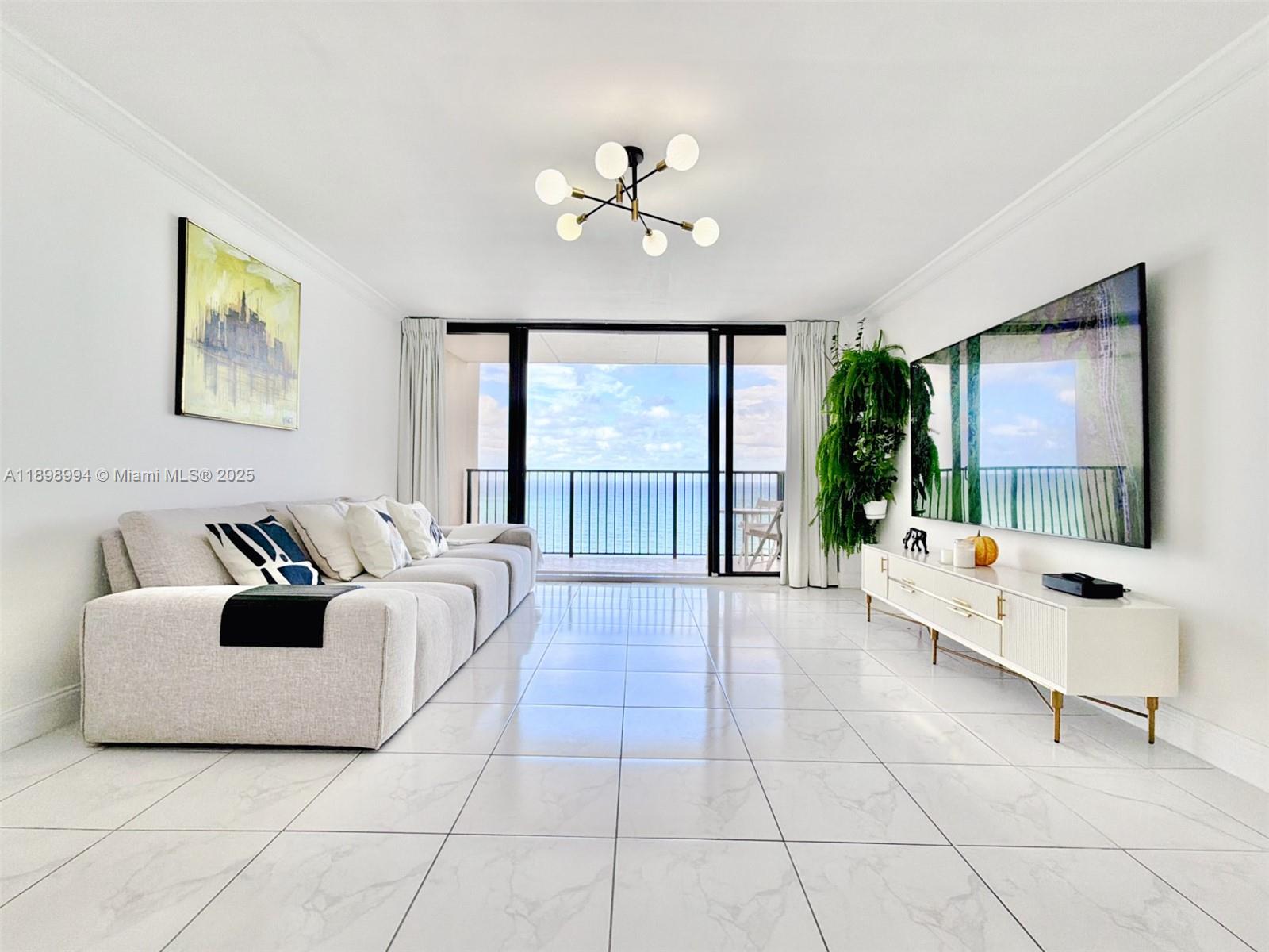 2101 S Ocean Dr # 1402, Hollywood FL 33019