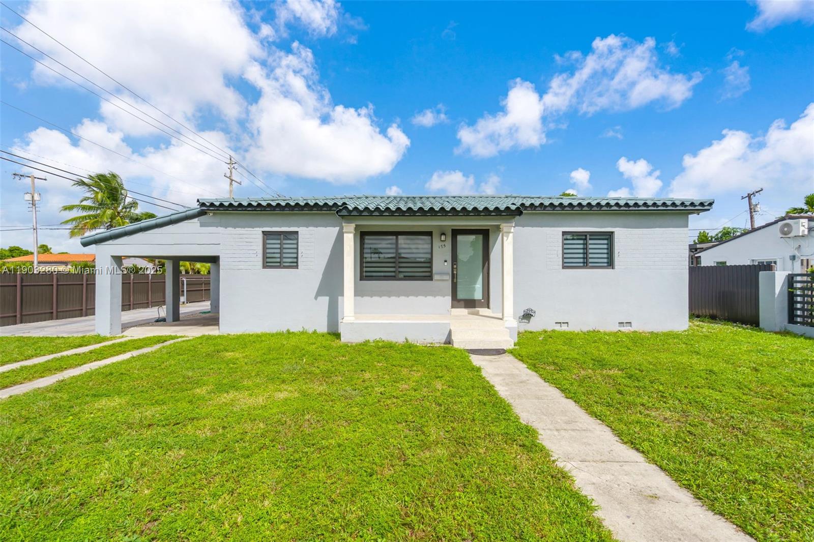 175 W 56th St, Hialeah FL 33012