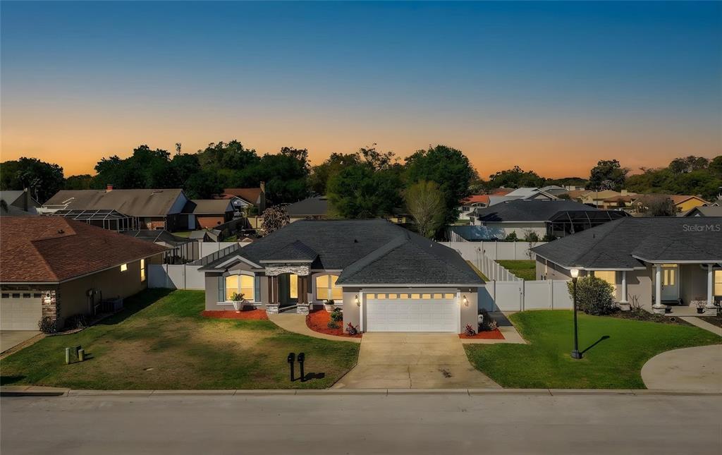 7144 REMINGTON OAKS LOOP
