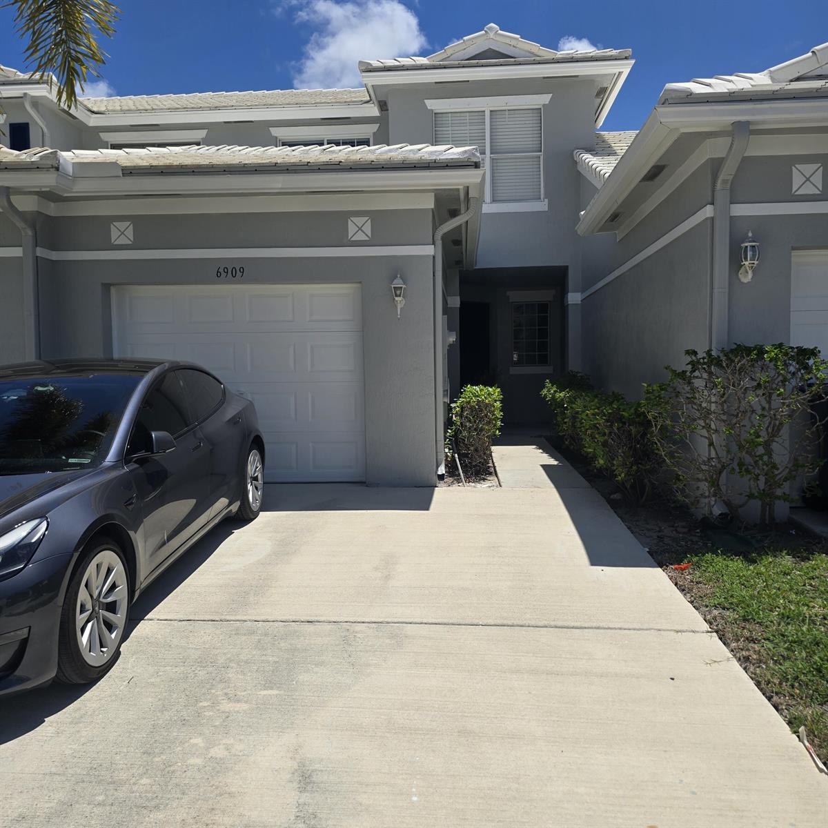 6909 Blue Skies Drive, Lake Worth FL 33463