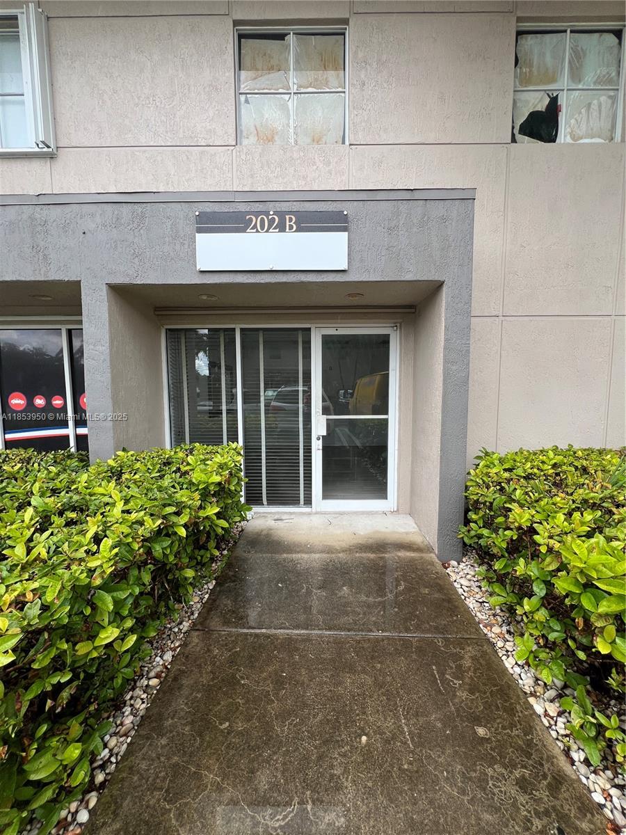13405 SW 128th St # 202, Miami FL 33186
