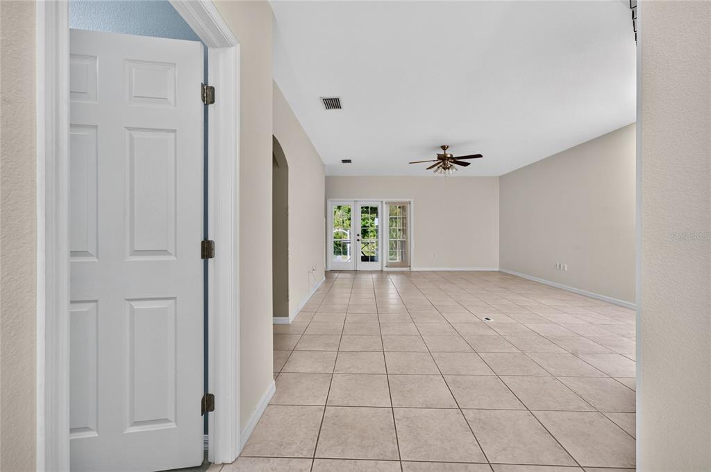7011 N PLUM TREE, PUNTA GORDA, FL — photo 5 of 30