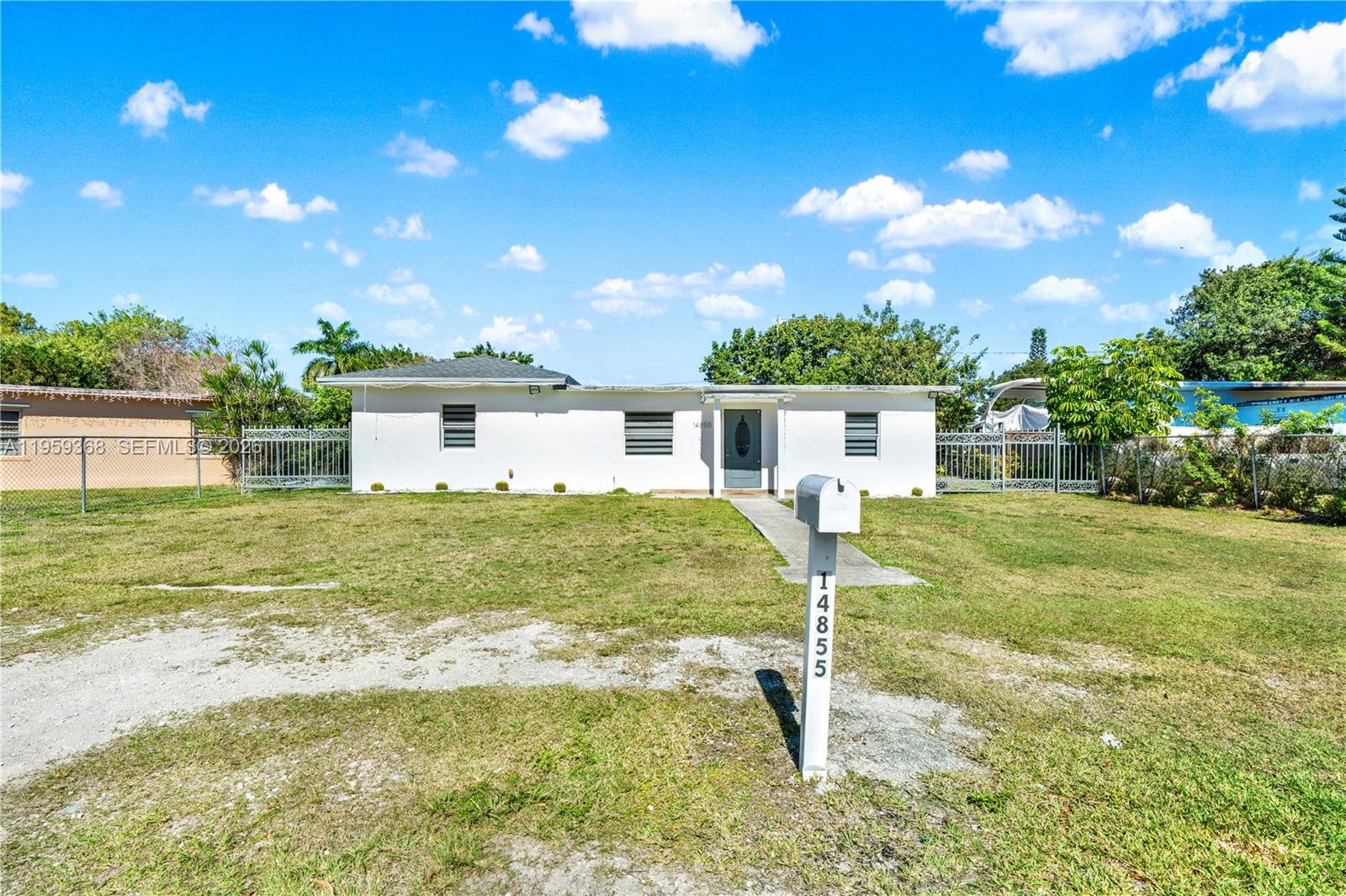 14855 Grant Ln, Homestead FL 33033