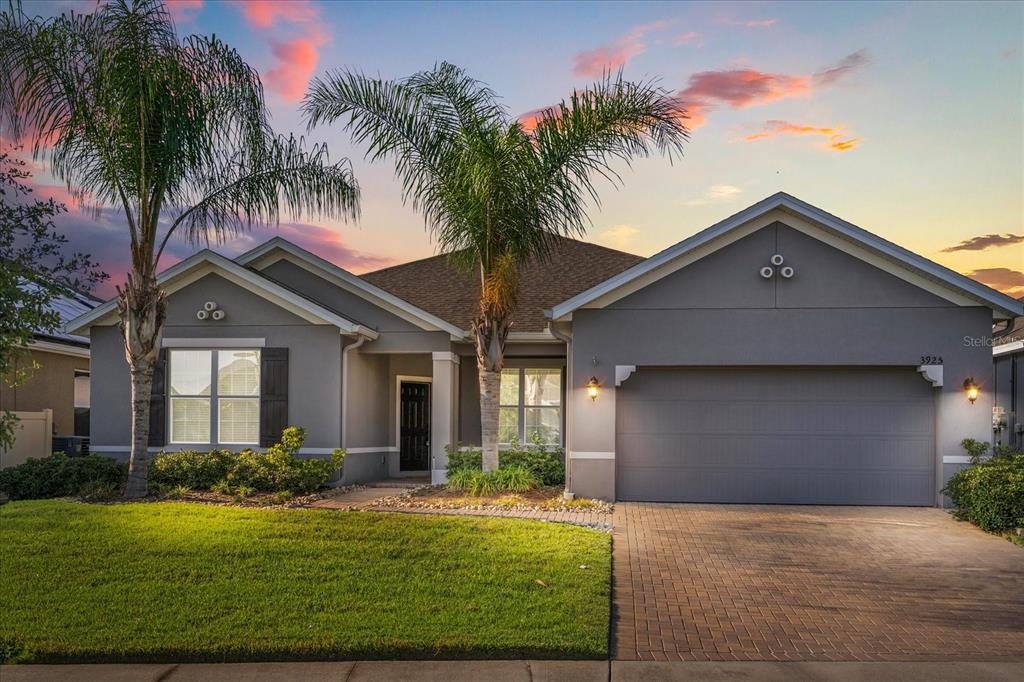 3925 GREEN SABAL DRIVE