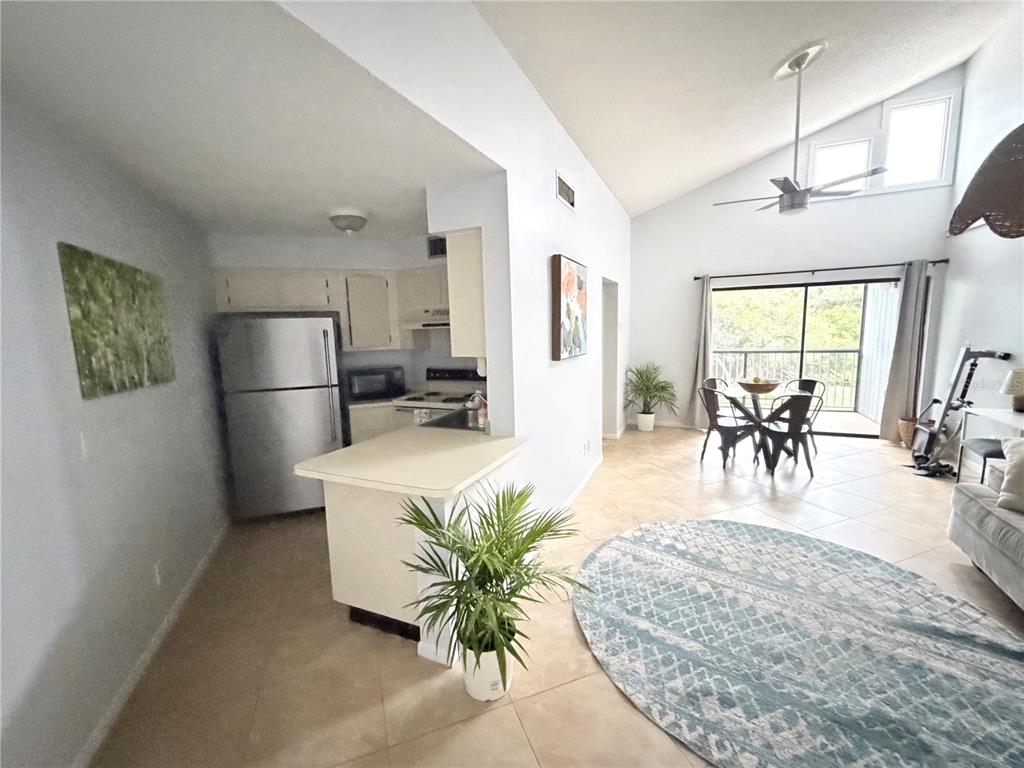 3914 ATRIUM DRIVE UNIT U1