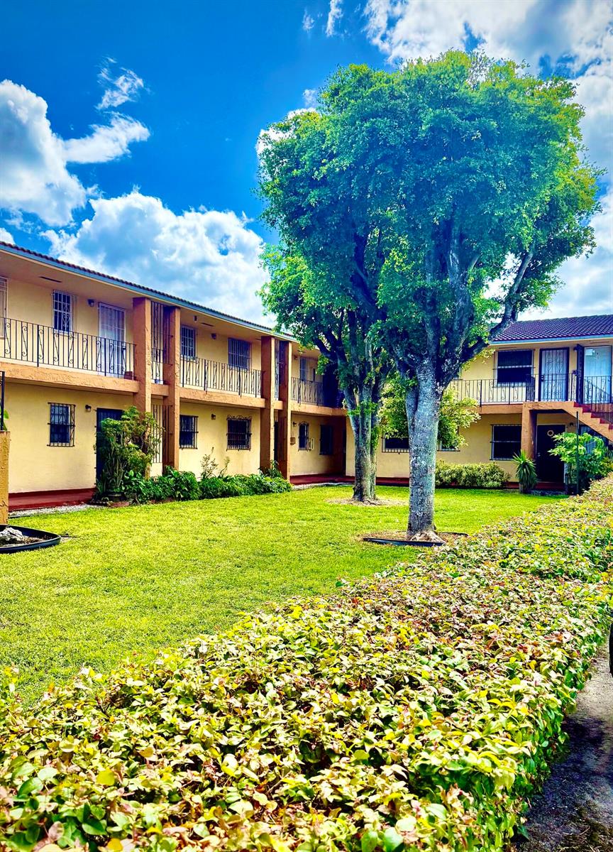 4050 NW 135th Street # 1, Opa-Locka FL 33054