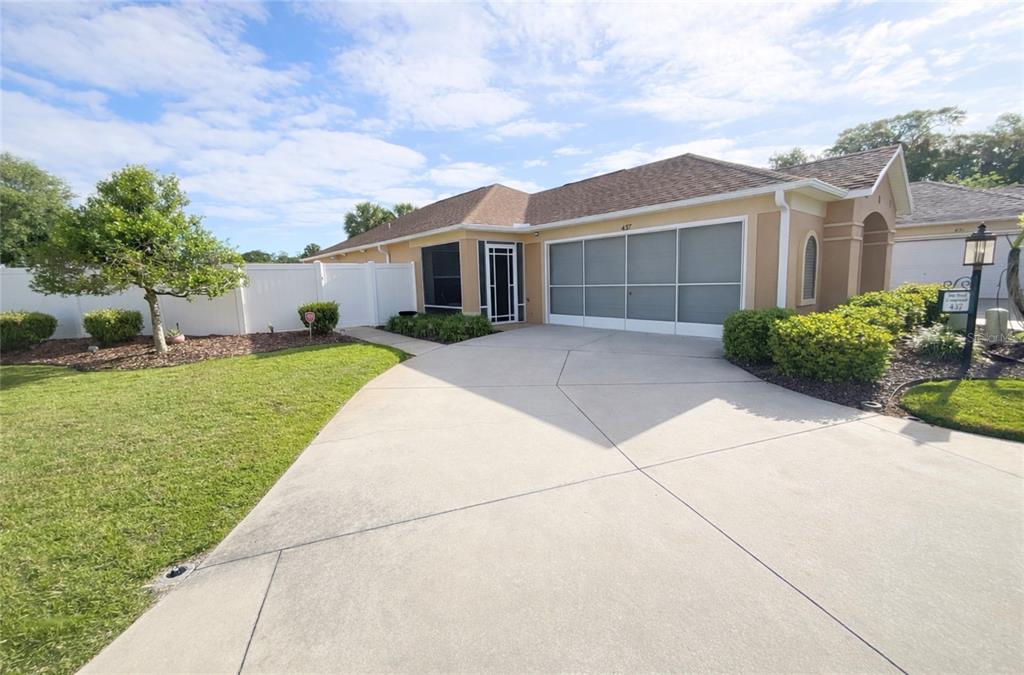 437 JARQUIN WAY