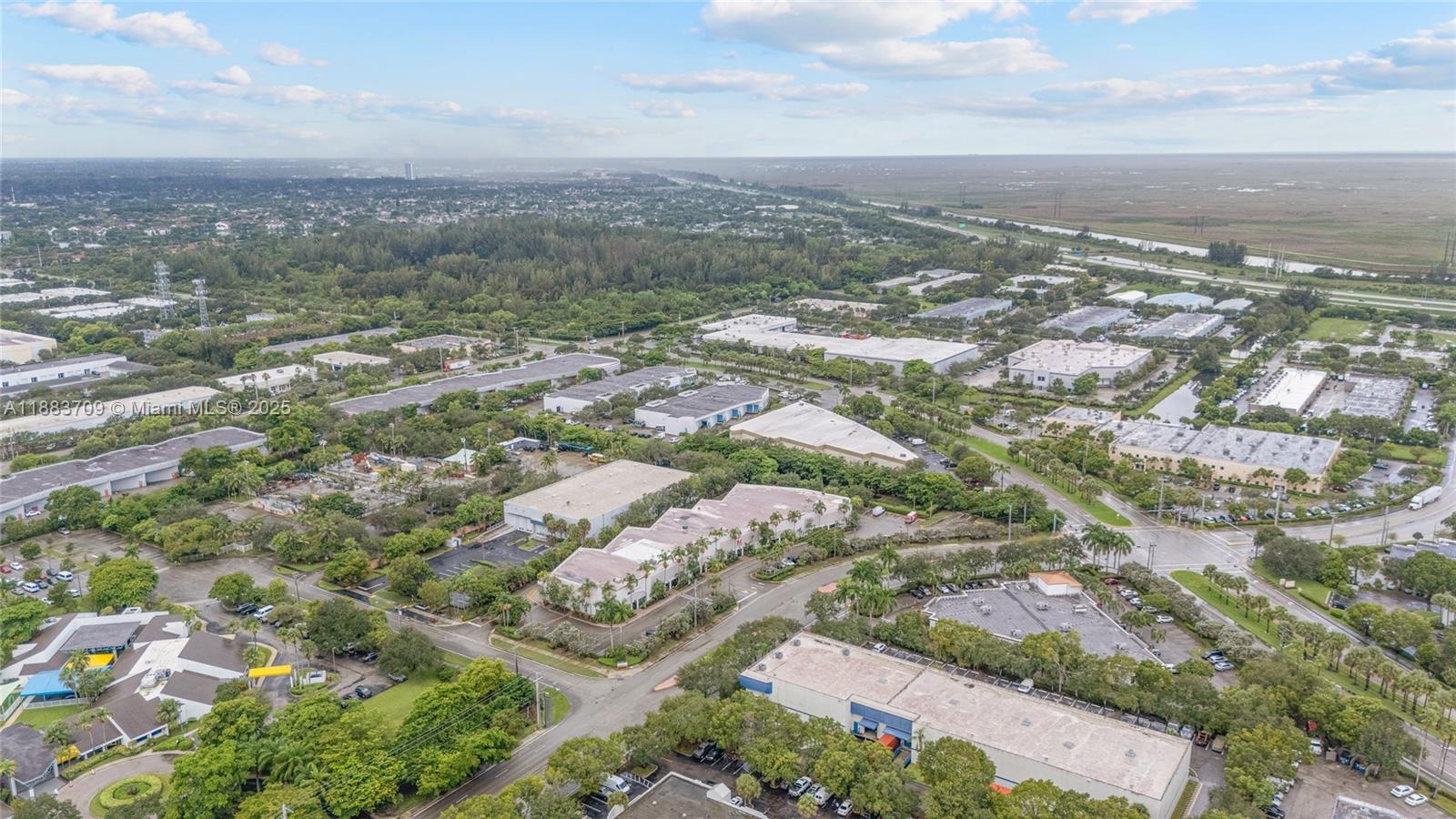 10380 NW 53rd St, Sunrise FL 33351