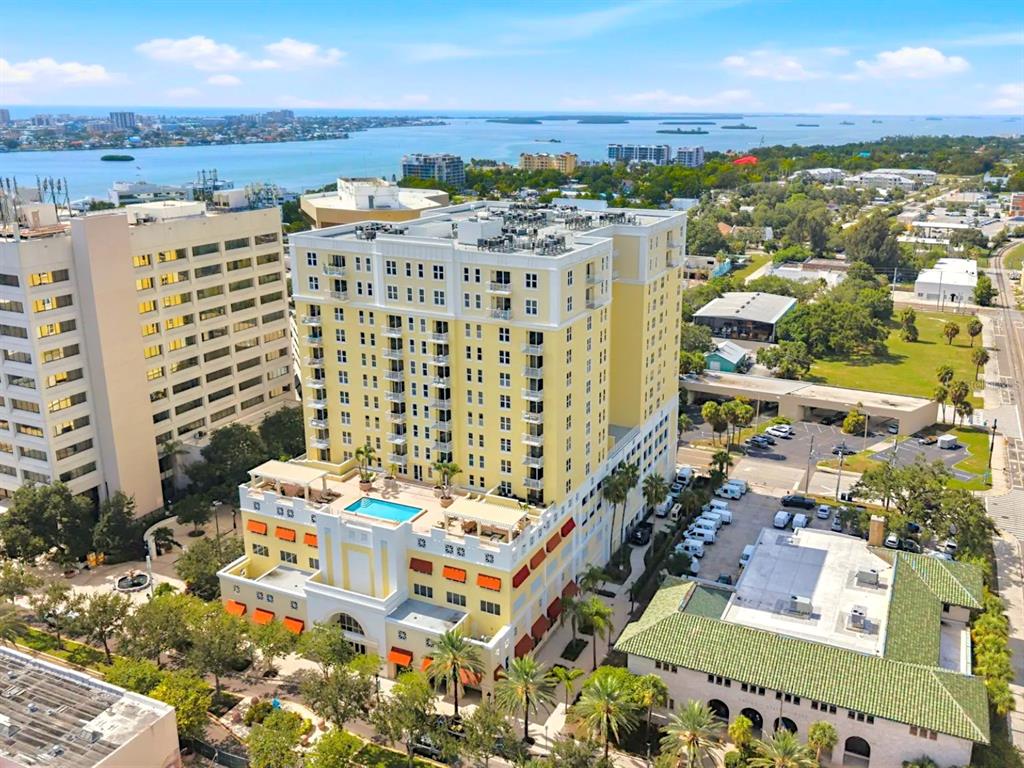 628 CLEVELAND STREET UNIT 1211