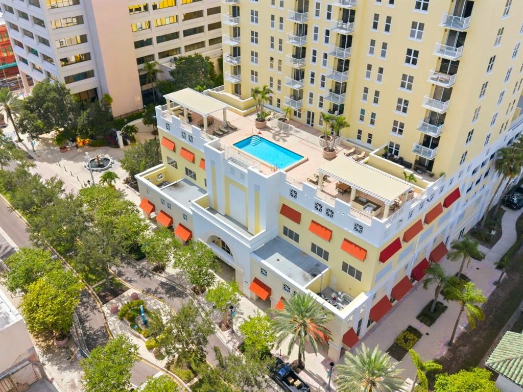 628 CLEVELAND STREET UNIT 1211, CLEARWATER, FL — photo 2 of 30