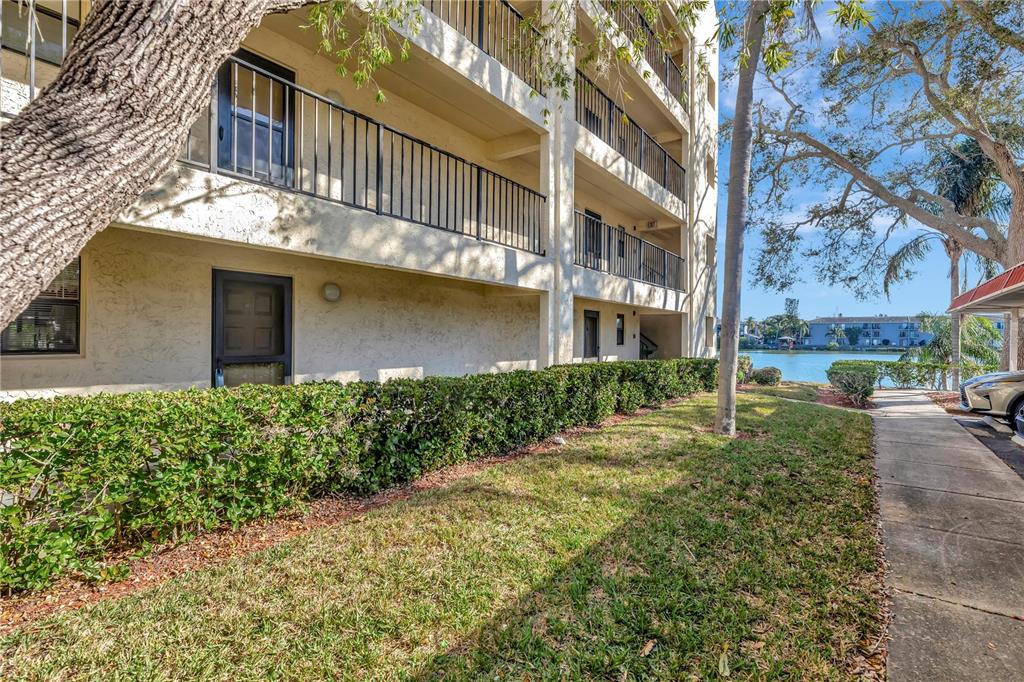 11485 OAKHURST ROAD UNIT A105