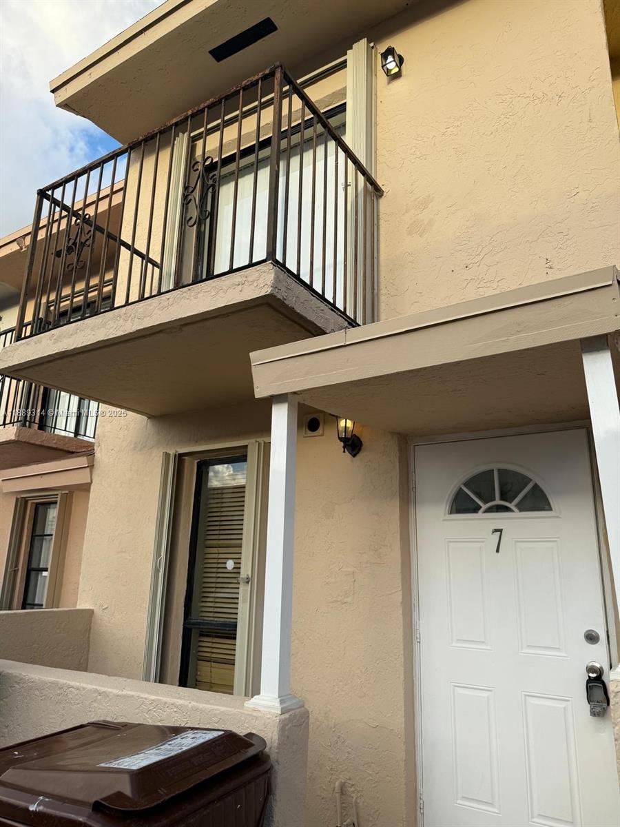 2310 W 60th St # G, Hialeah FL 33016