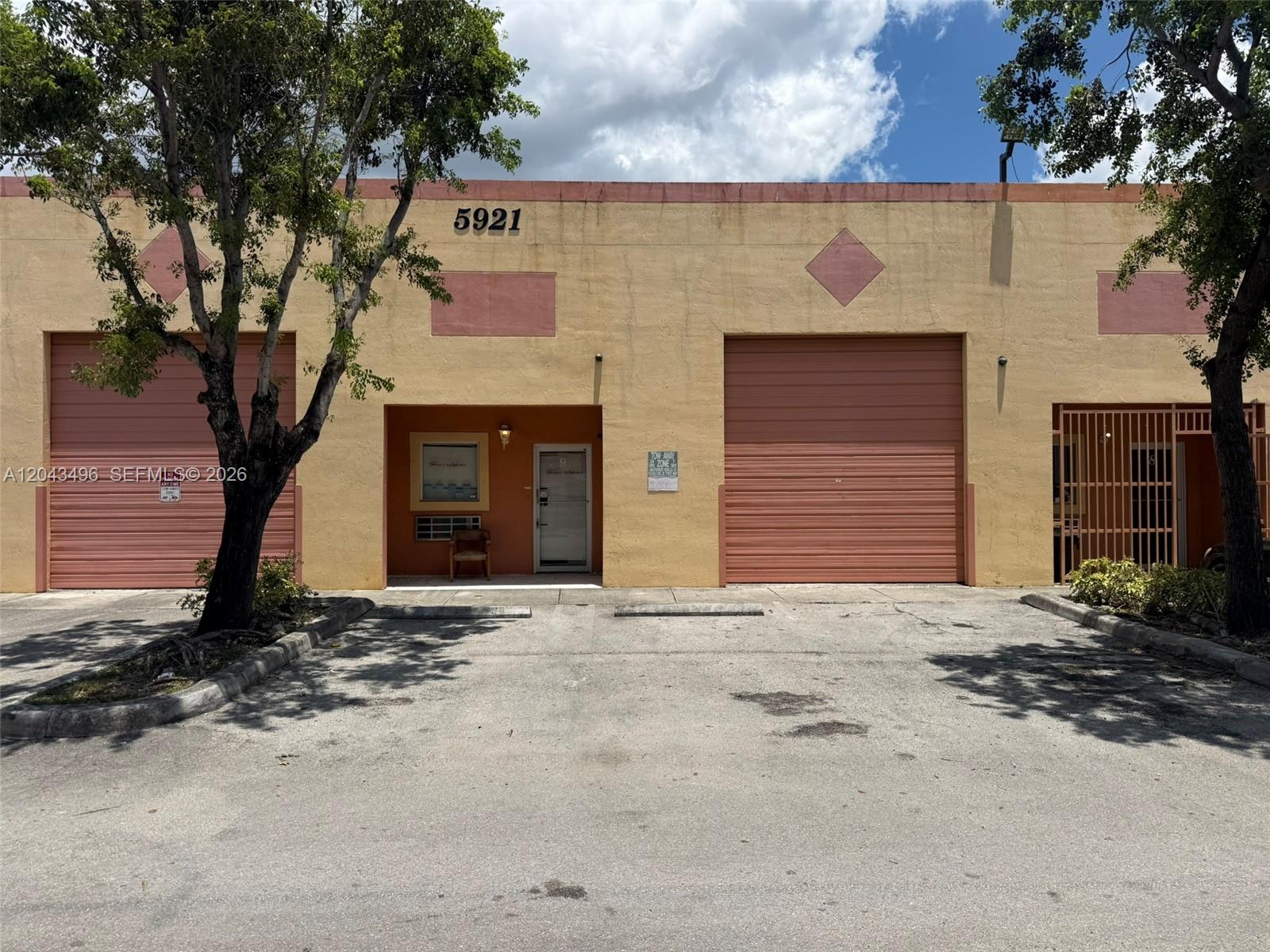 5921 NW 176th St # 9, Hialeah FL 33015
